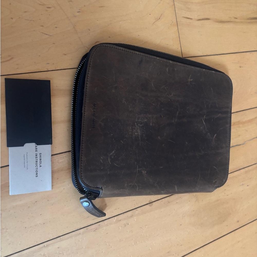 Shinola Dark Brown Leather Men's Wallet 10in